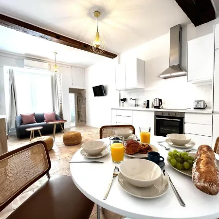 La Maison Des Ducs - Avec Terrasse - Coeur De Apartamento *