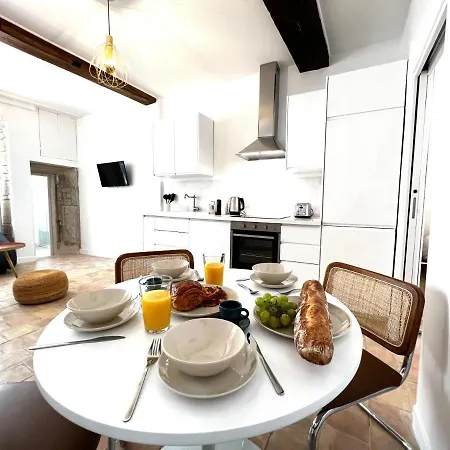 La Maison Des Ducs - Avec Terrasse - Coeur De Apartamento