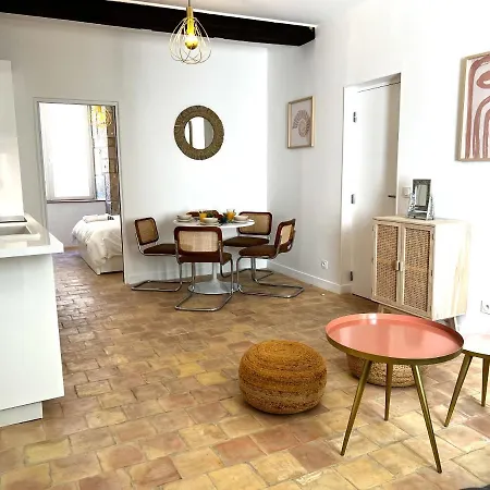 La Maison Des Ducs - Avec Terrasse - Coeur De *